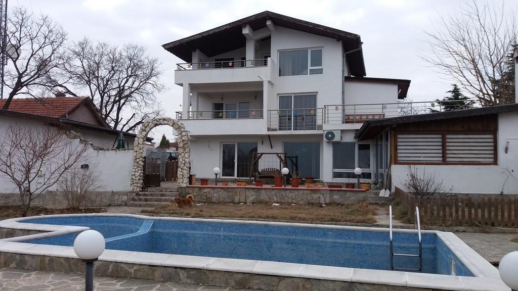 Villa Lucy 바르나 외부 사진